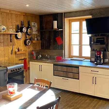 Authentique De Colpoteur Apartment