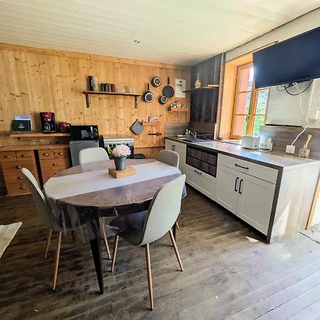 Le Refuge De Marius - De Colpoteur Albiez-Montrond